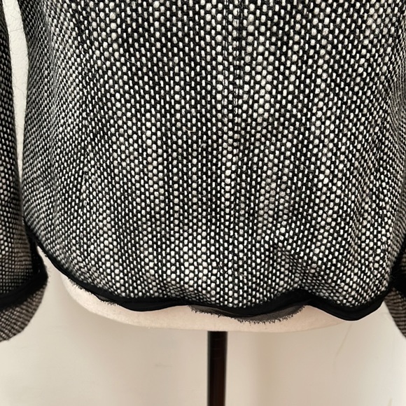 The Limited Tweed Jacket - Picture 13 of 16